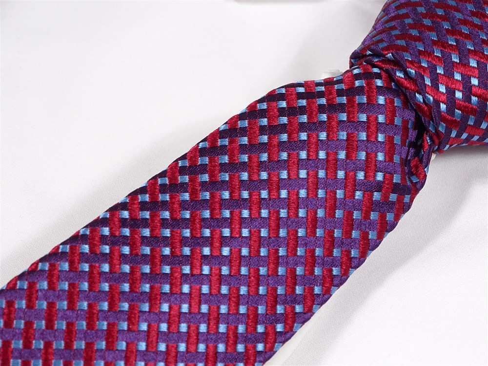 Krawatte für Herren aus 100% Seide - handgefertigt in Italien - 150 x 7 cm - Rot geometrie