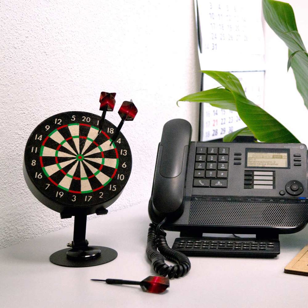 Allflash Dart Labor Mini Tisch Dartboard | inkl. 4c Werbedruck