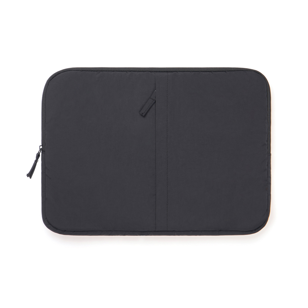 KENTO URBAN 15,6" Laptop-Sleeve aus RCS rec. Nylon - schwarz (± PMS Black)