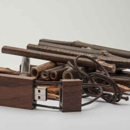 USB-Stick Free Nature 3.0-Walnut Brown-32 GB